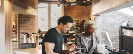 Why neutral host networks are turning to 5G small cells instead of legacy DAS Image